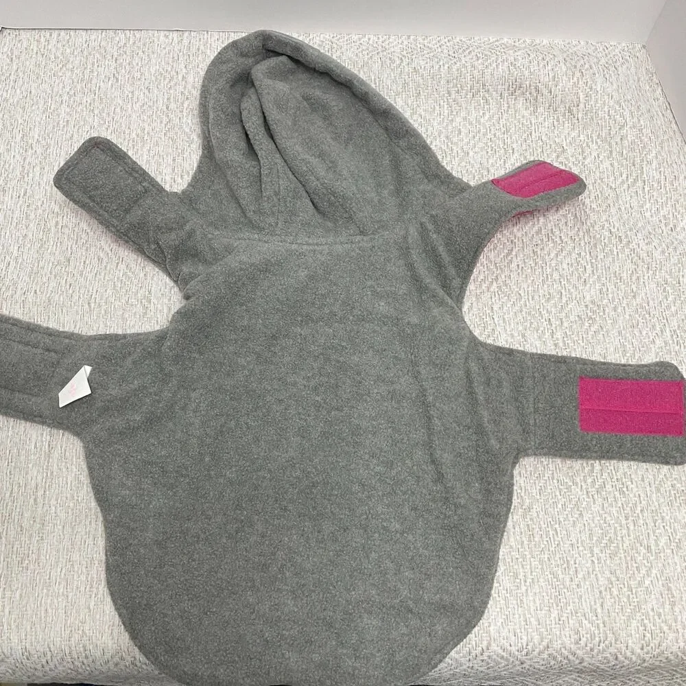 Fashion Dog M Pink Gray Quilted Sweater Shirt with Hoodie **READ**